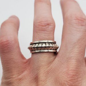 Size 8.25 925 Sterling Silver Cool Design Spinner Anxiety Ring